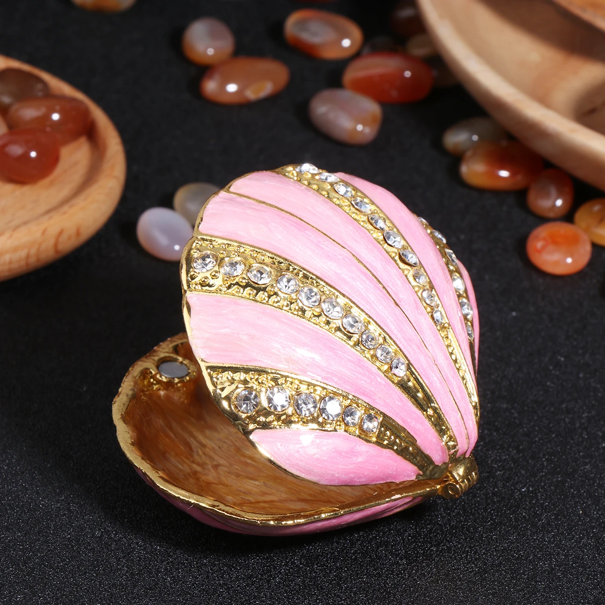 Creative Jewelry Box for Women Retro Sea Shell Shape Alloy Trinket Box ganizer Dustproof Small Storage Case Pill Container
Creative Jewelry Box for Women Retro Sea Shell Shape Alloy Trinket Box ganizer Dustproof Small Storage Case Pill Container