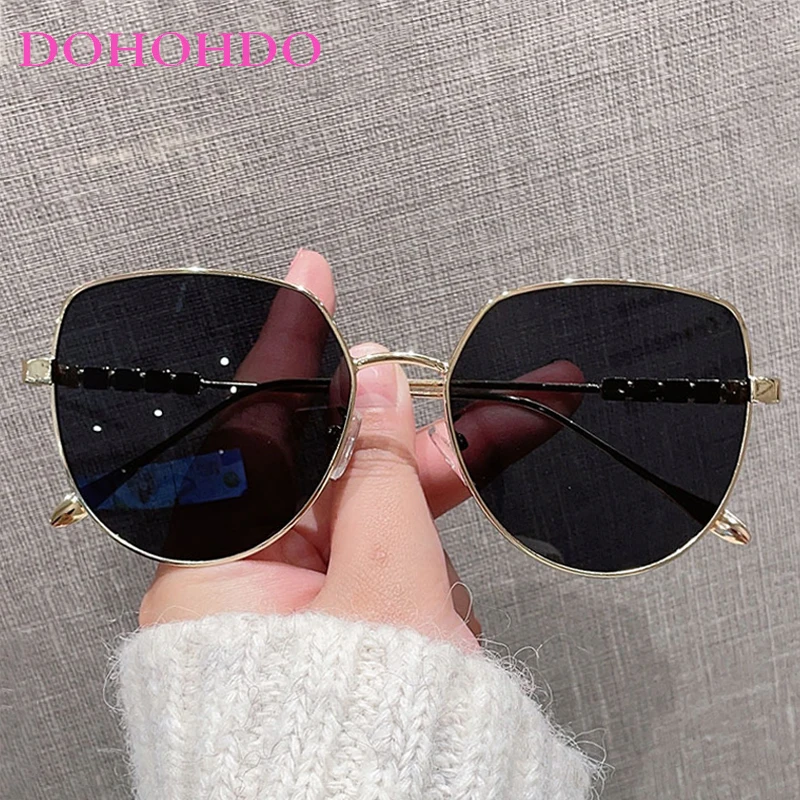 Trendy Metal Cat Eye Women Sunglasses Luxury Brand Designer Punk Big Frame Sunglasses Men Outdoor Travel Eyewear Female UV400
Trendy Metal Cat Eye Women Sunglasses Luxury Brand Designer Punk Big Frame Sunglasses Men Outdoor Travel Eyewear Female UV400