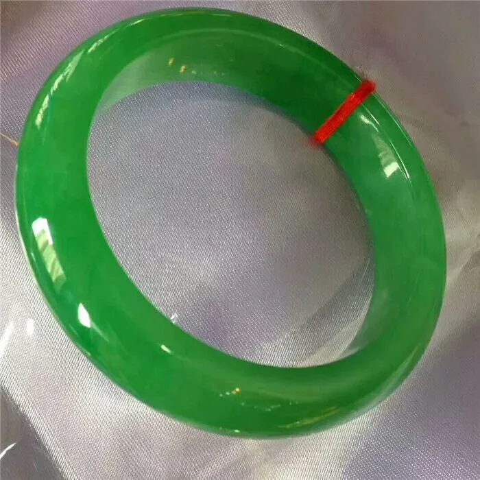 Natural Myanmar Jade 54mm-62mm bracelet exquisite princess bracelet to send girlfriend to send mother Hetian jade
Natural Myanmar Jade 54mm-62mm bracelet exquisite princess bracelet to send girlfriend to send mother Hetian jade