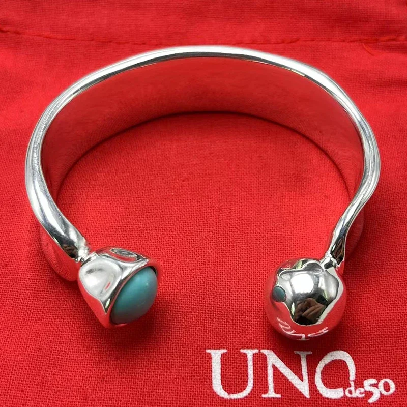 Новинка 2023 г., лидер продаж, Модный изысканный ювелирный браслет unode 50 в европейском и американском стиле, Женская романтичная подарочная сумка 
Новинка 2023 г., лидер продаж, Модный изысканный ювелирный браслет unode 50 в европейском и американском стиле, Женская романтичная подарочная сумка