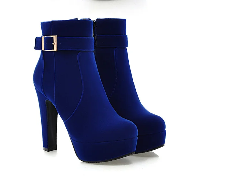 New Fashion Red Ankle Boots Women Autumn Winter Suedes Leather Bootes High heels and short boots Thick Bottom Motorcycle Boots
New Fashion Red Ankle Boots Women Autumn Winter Suedes Leather Bootes High heels and short boots Thick Bottom Motorcycle Boots