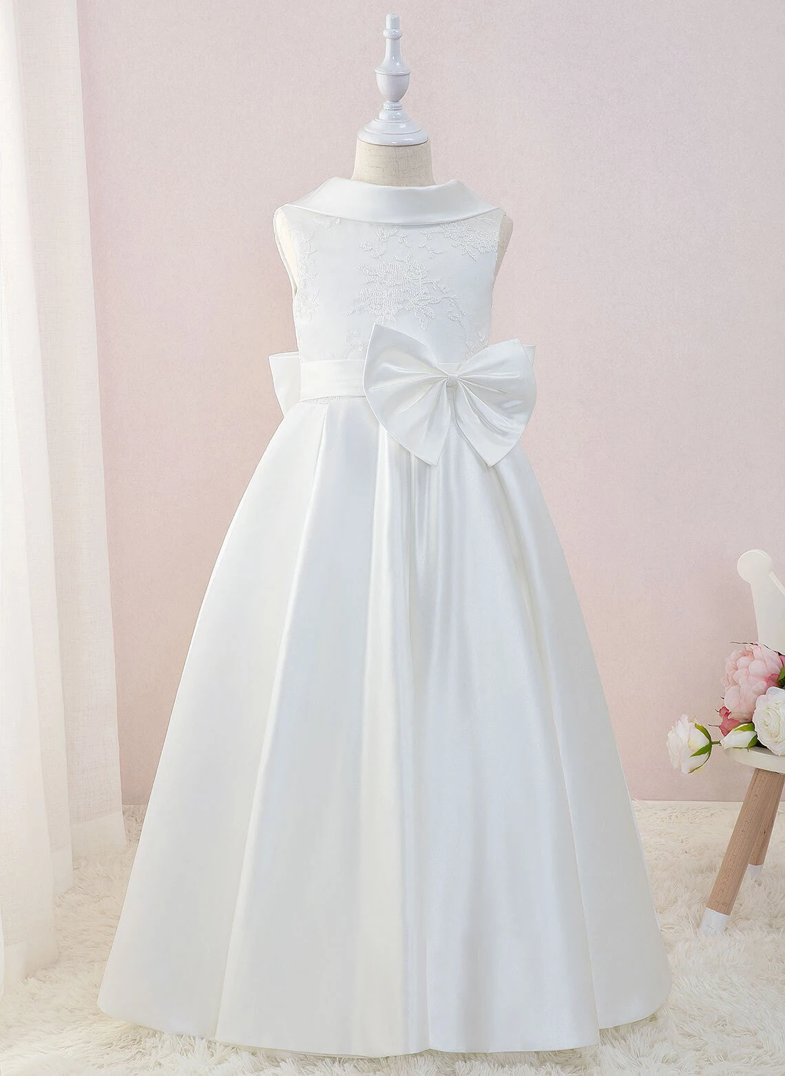 YZYmanualroom Ball-Gown/Princess Scoop Floor-Length Lace/Satin Flower Girl Dress With Bow/Customizable
YZYmanualroom Ball-Gown/Princess Scoop Floor-Length Lace/Satin Flower Girl Dress With Bow/Customizable