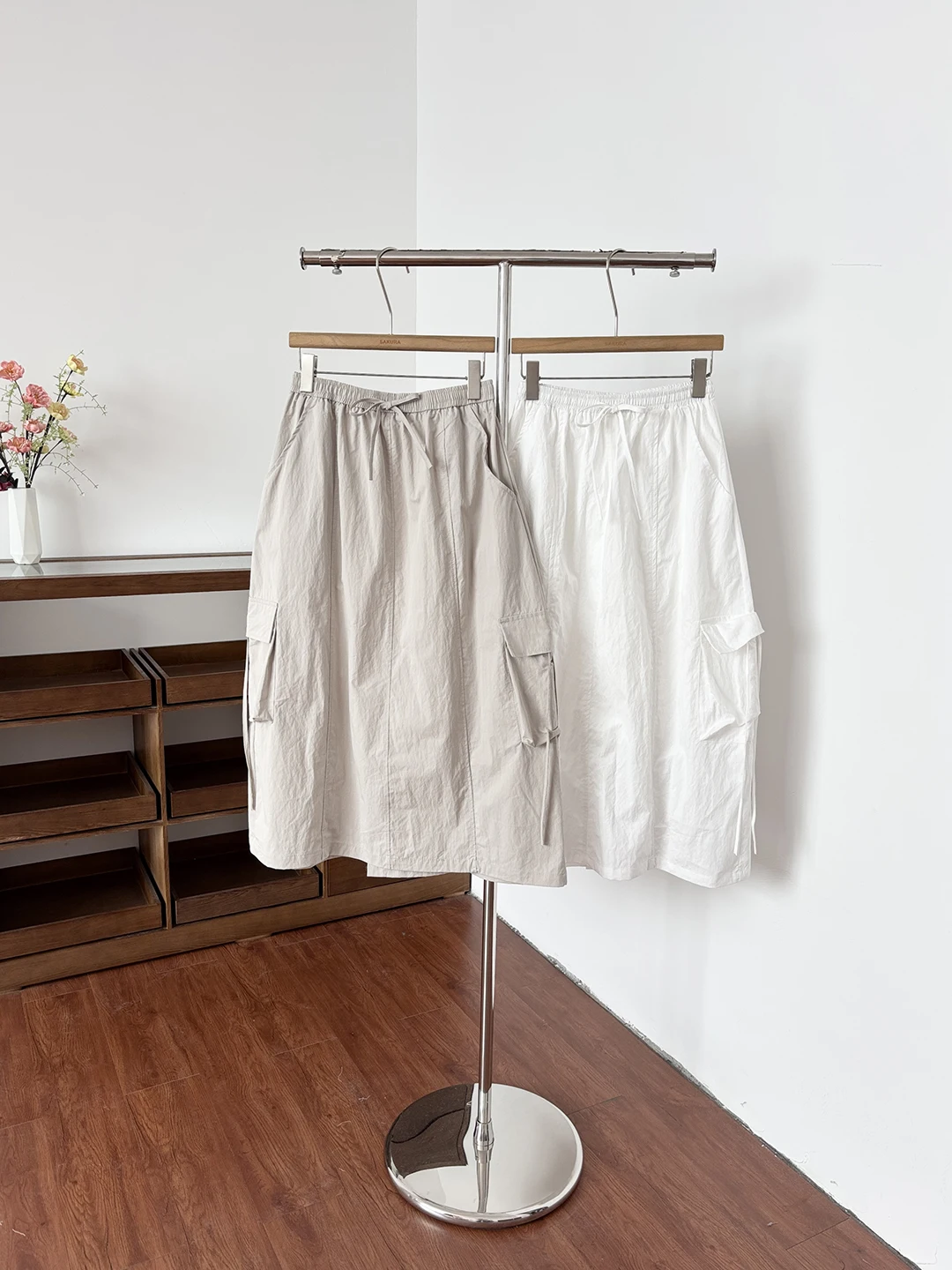 American Style Vintage Loose Workwear Skirt Women's High Waist A-Line Skirt Summer New Fashion Loose Midi Skirt
American Style Vintage Loose Workwear Skirt Women's High Waist A-Line Skirt Summer New Fashion Loose Midi Skirt