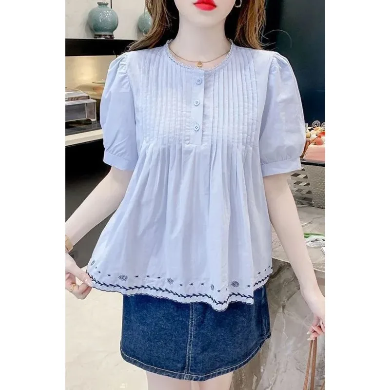 Women Round Neck Puff Sleeve Pleated Embroidered Hem Casual Fresh Loose Summer Blouse
Women Round Neck Puff Sleeve Pleated Embroidered Hem Casual Fresh Loose Summer Blouse