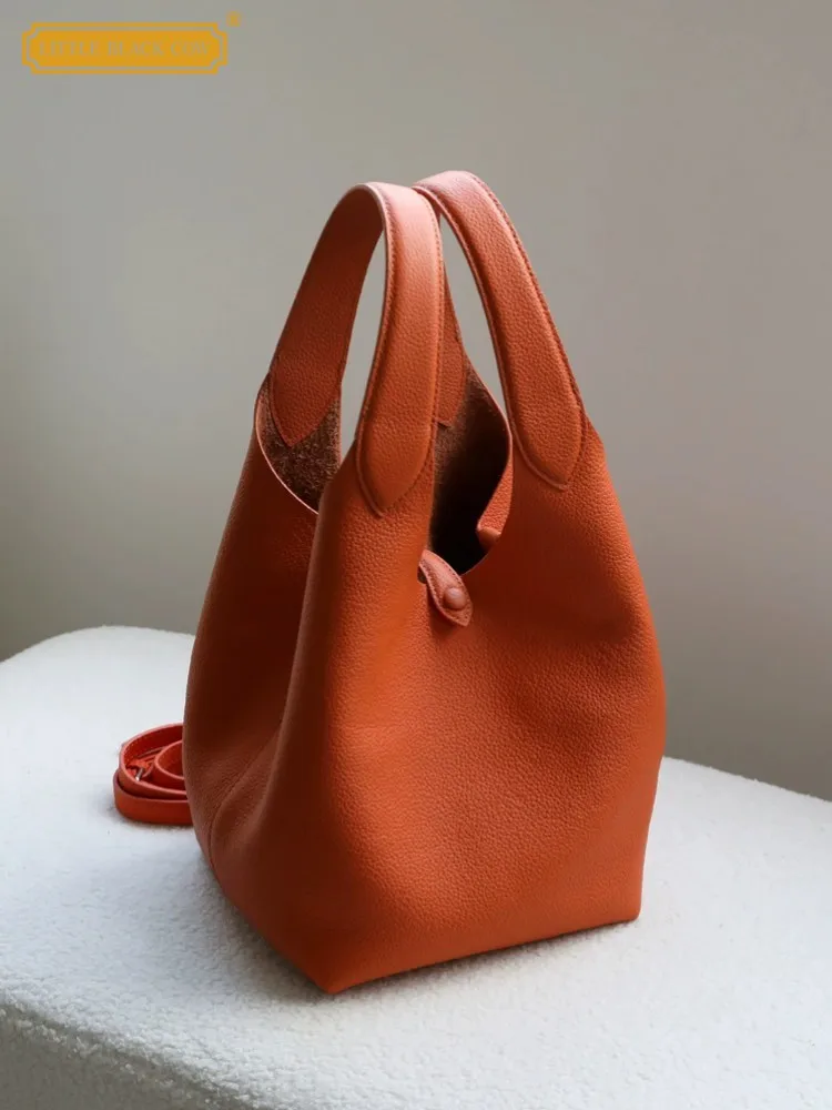 New Women Bag Casual Tote Genuine Leather Bucket Bag Office Ladies Soft Cowskin Solid Color Handbag Single Shoulder Bags Fashion
New Women Bag Casual Tote Genuine Leather Bucket Bag Office Ladies Soft Cowskin Solid Color Handbag Single Shoulder Bags Fashion