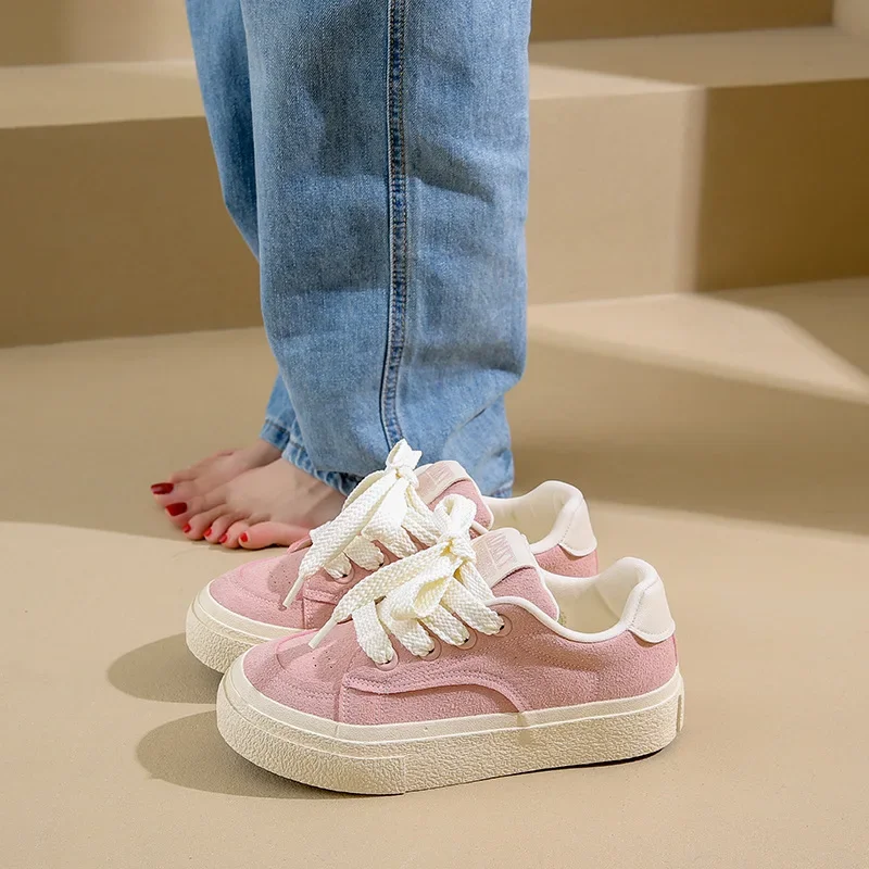 Womens Fashion Color Matching Lace up Flat Non-slip Versatile Sports Shoes Spring and Autumn Womens Casual Shoes Vulcanized
Womens Fashion Color Matching Lace up Flat Non-slip Versatile Sports Shoes Spring and Autumn Womens Casual Shoes Vulcanized