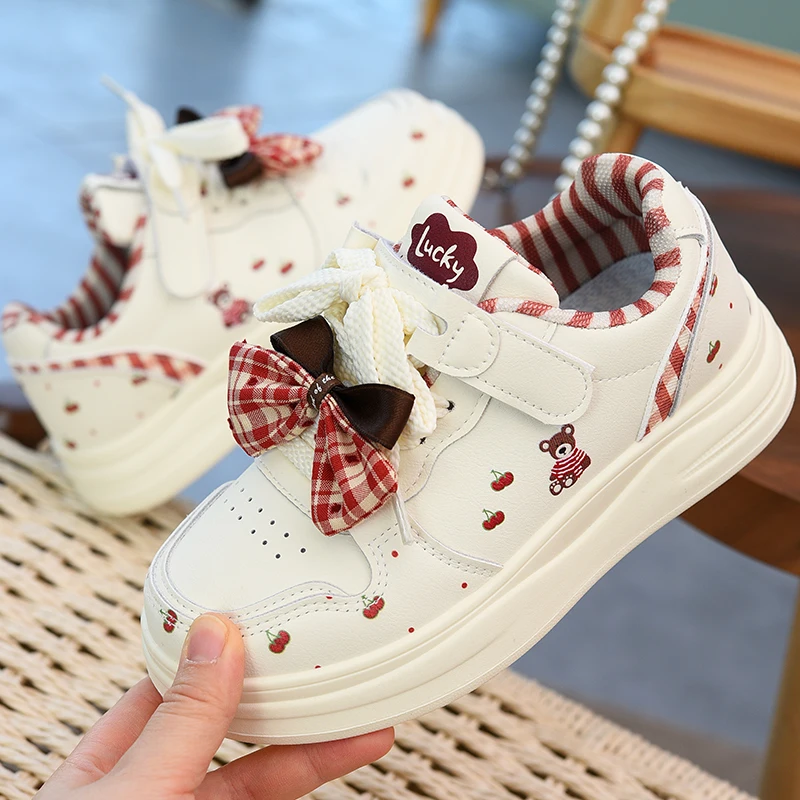 Детская обувь для девочек, кеды, детские туфли с бантом для маленьких девочек, спортивная обувь, новинка весна-осень 2026, универсальная модель
Детская обувь для девочек, кеды, детские туфли с бантом для маленьких девочек, спортивная обувь, новинка весна-осень 2026, универсальная модель