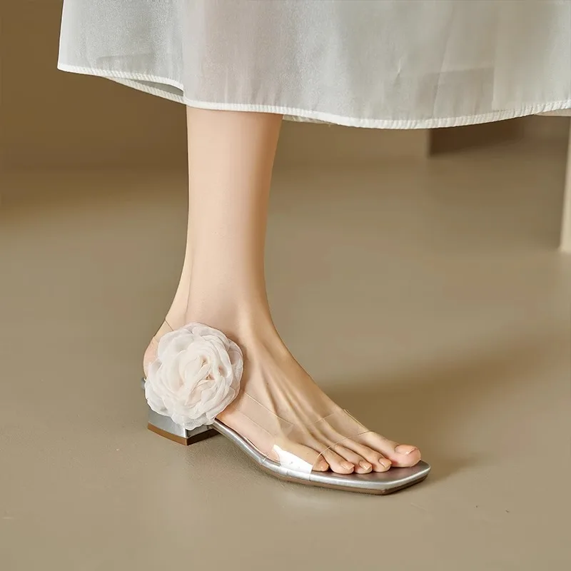 2025 New Women's Sandals Square Toe Flower Transparent One-line Upper Women Shoes Dress Square Heel One Kick Elegant
2025 New Women's Sandals Square Toe Flower Transparent One-line Upper Women Shoes Dress Square Heel One Kick Elegant