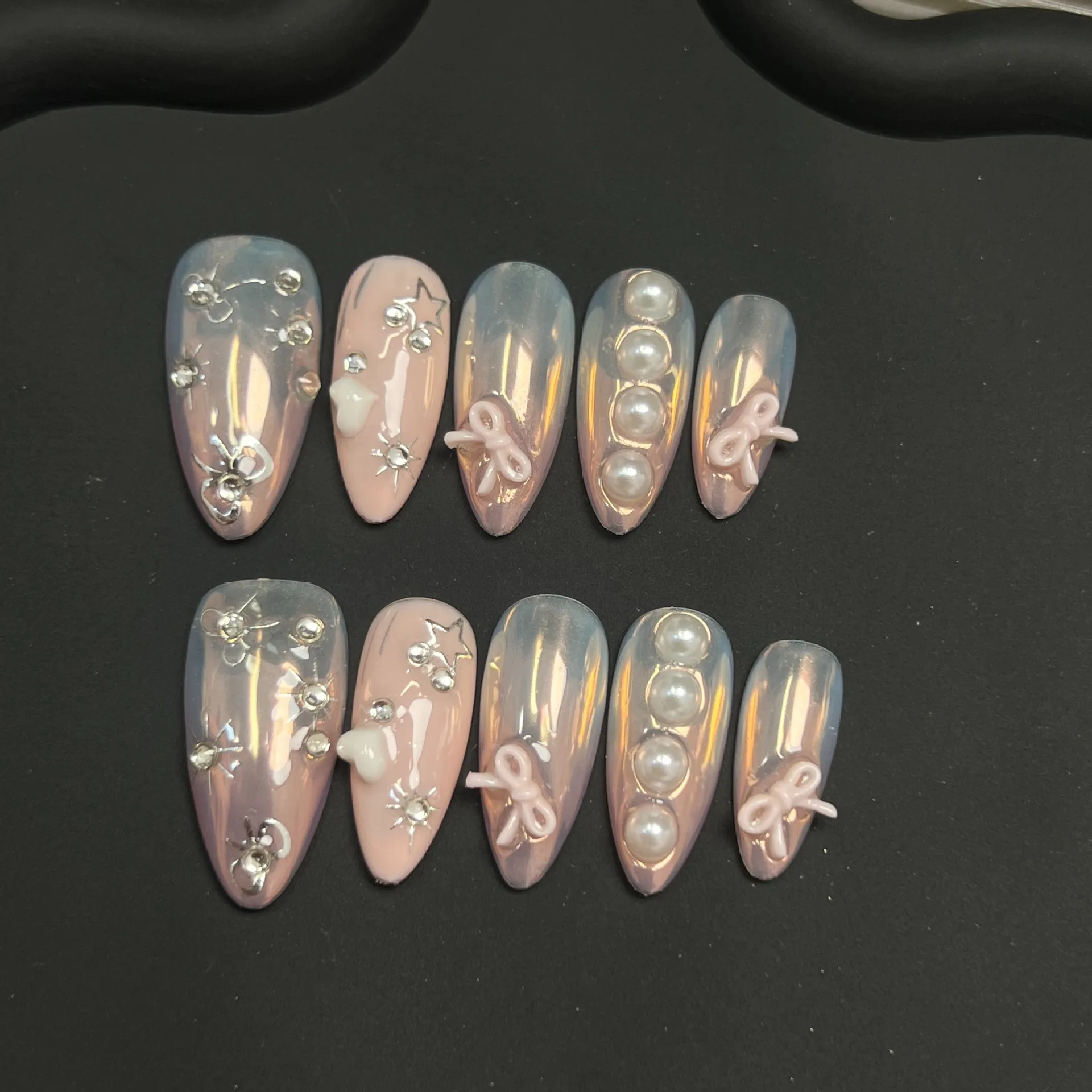10PCS Aurora Pink Gradient French Handmade Press on Nails 3D Relief Bow Pearl with Star Medium Almond Fake Nails Sweet Cool Nail
10PCS Aurora Pink Gradient French Handmade Press on Nails 3D Relief Bow Pearl with Star Medium Almond Fake Nails Sweet Cool Nail