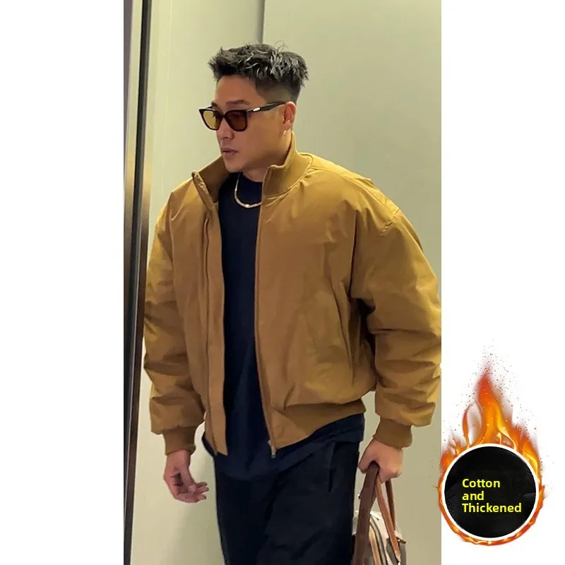 Мужская зимняя куртка-пилот из хлопка Thiened, большие размеры, в стиле High Street, теплая, с воротником-стойкой, верхняя одежда
Мужская зимняя куртка-пилот из хлопка Thiened, большие размеры, в стиле High Street, теплая, с воротником-стойкой, верхняя одежда