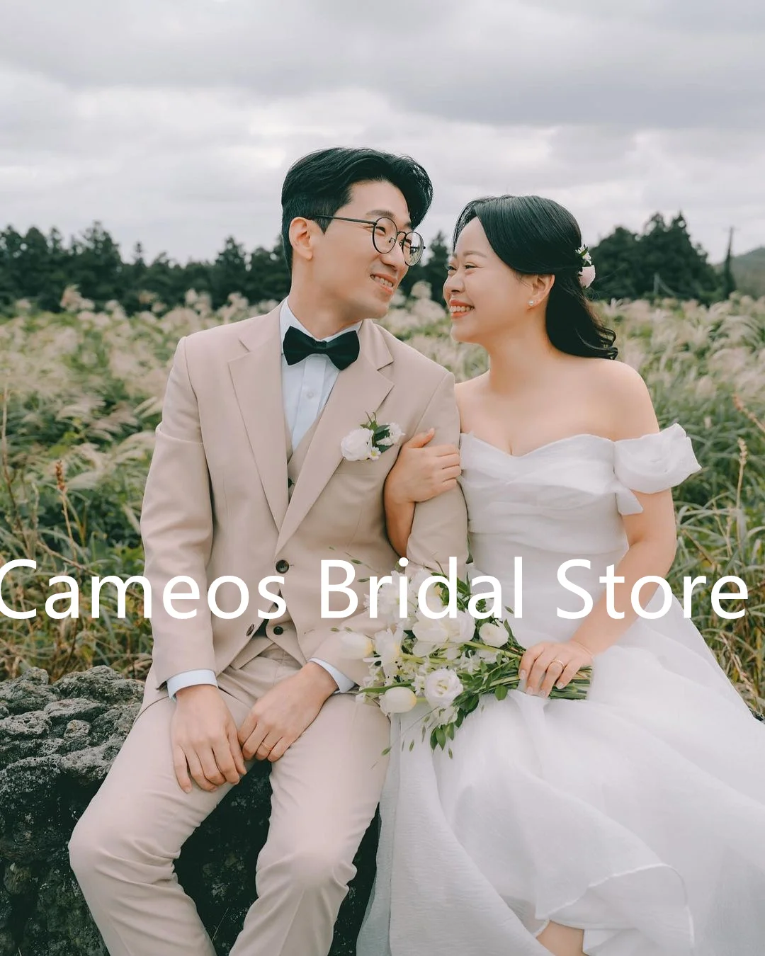 SONDR Custom Made Off the Shoulder Wedding Dresses A-Line Organza Corset Korea Evening Ivory Bride Gowns Women Bridal Dresses
SONDR Custom Made Off the Shoulder Wedding Dresses A-Line Organza Corset Korea Evening Ivory Bride Gowns Women Bridal Dresses