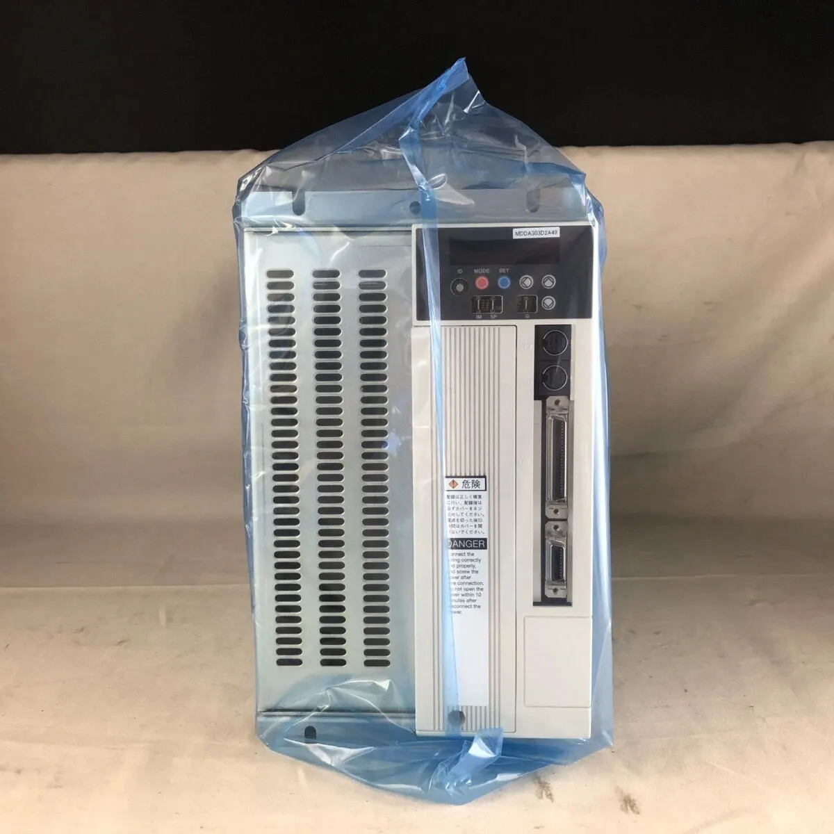 Совершенно новый MDDA153A2A49 MDDA303D2A49 MSDA203D2A49 MDDA353D2A49 MSDA153D2A20 Гарантия один год
Совершенно новый MDDA153A2A49 MDDA303D2A49 MSDA203D2A49 MDDA353D2A49 MSDA153D2A20 Гарантия один год