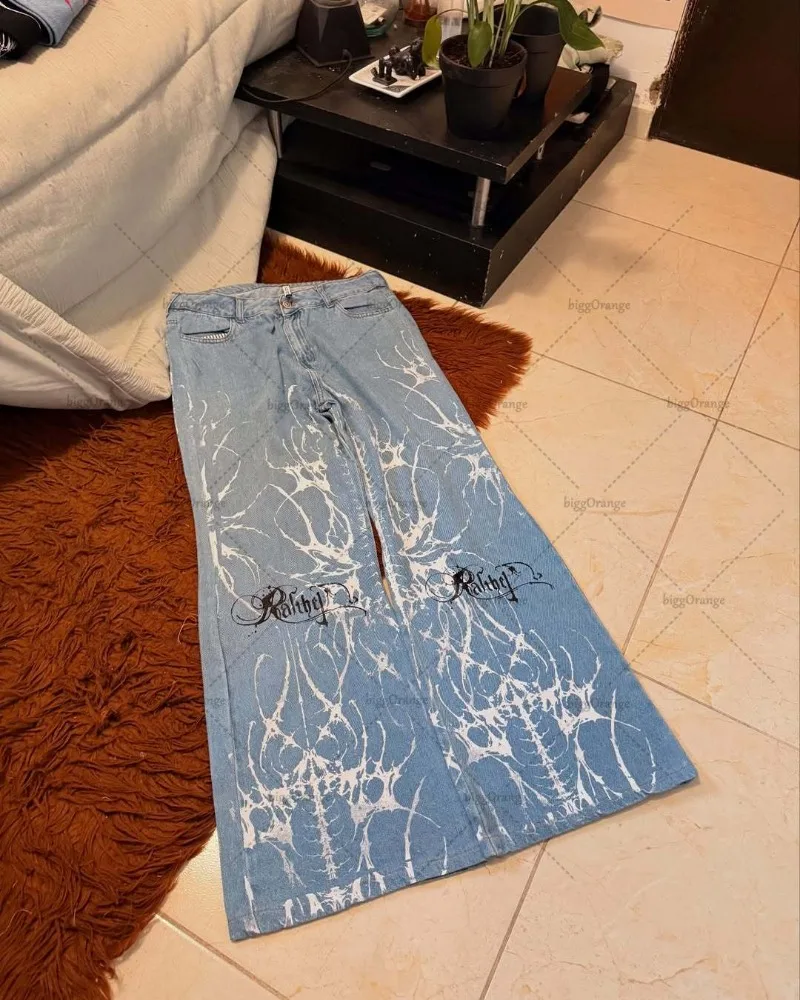 American Retro Washing Grinding White and Blue Jeans Goth Harajuku Y2K Denim Micro-flare Pants Women Vintage Streetwear Trousers
American Retro Washing Grinding White and Blue Jeans Goth Harajuku Y2K Denim Micro-flare Pants Women Vintage Streetwear Trousers