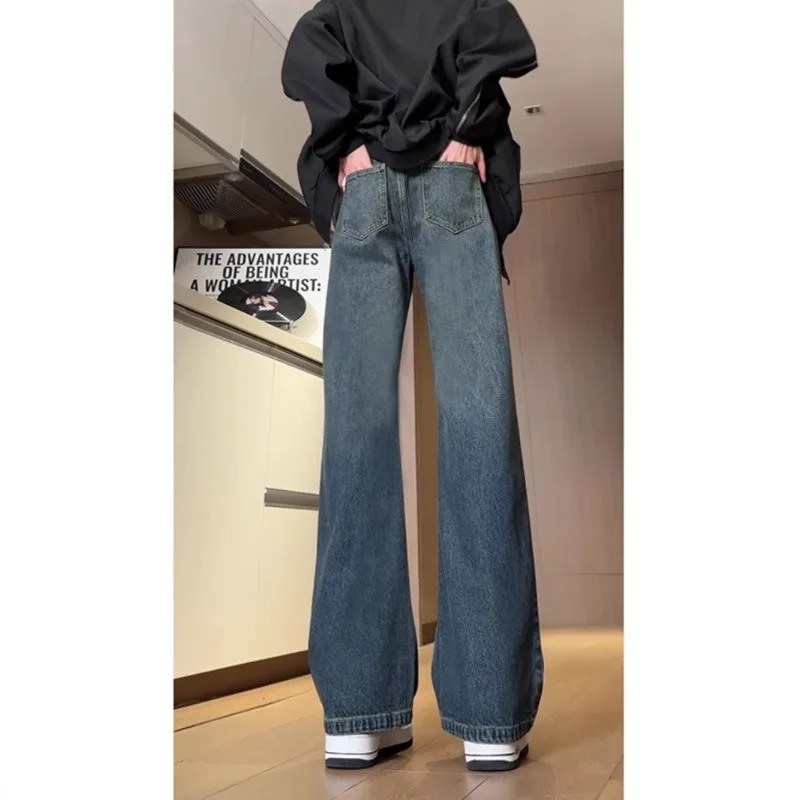 High-waisted, Slightly Flared Jeans for Men, American High Street Narrow Style Wide-leg Curved Knife Pants for Spring and Autumn
High-waisted, Slightly Flared Jeans for Men, American High Street Narrow Style Wide-leg Curved Knife Pants for Spring and Autumn