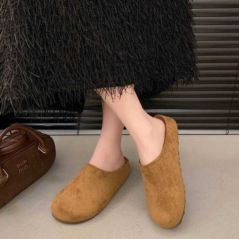 New Women's Slippers Closed Toe Round Toe Suede Clogs Sandals Autumn New Retro Solid Color Flat Bottom Women's Slingback Shoes
New Women's Slippers Closed Toe Round Toe Suede Clogs Sandals Autumn New Retro Solid Color Flat Bottom Women's Slingback Shoes