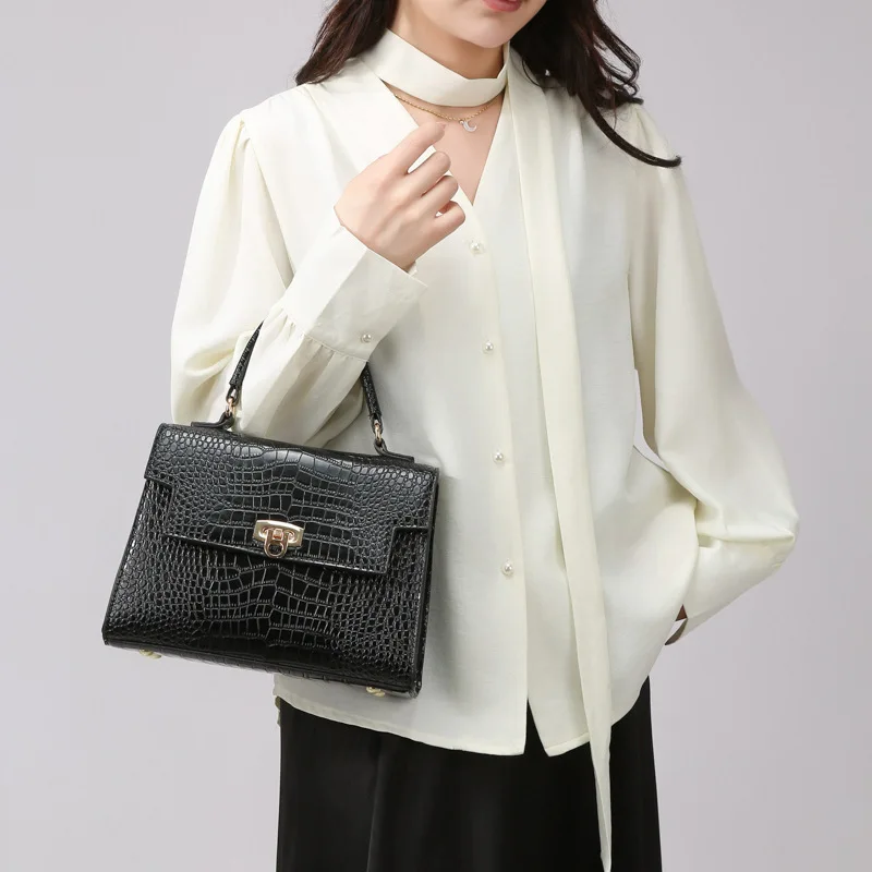 2025 Stone Texture Handbag Women Luxury Shoulder Bag Fashion Tote Purse Elegant Work Commuter Crossbody Bag
2025 Stone Texture Handbag Women Luxury Shoulder Bag Fashion Tote Purse Elegant Work Commuter Crossbody Bag