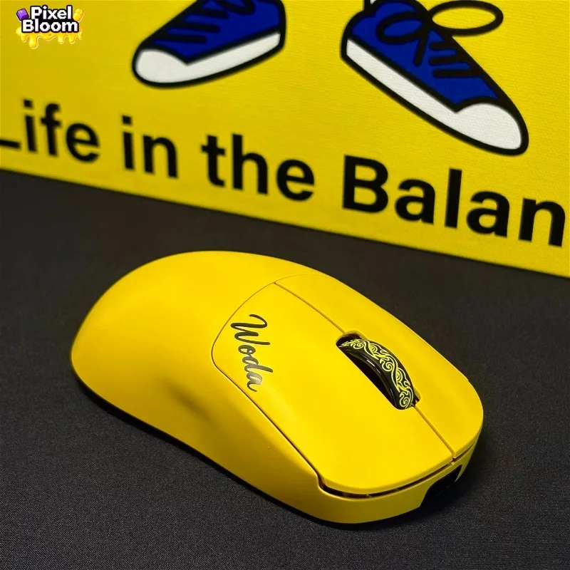 G23V2 SE PRO Customizable Hot Swap Mouse 55g Lightweight PAW3950 PAW3395 Sensor Tri Mode 8K Wireless FPS Gamer Gift
G23V2 SE PRO Customizable Hot Swap Mouse 55g Lightweight PAW3950 PAW3395 Sensor Tri Mode 8K Wireless FPS Gamer Gift