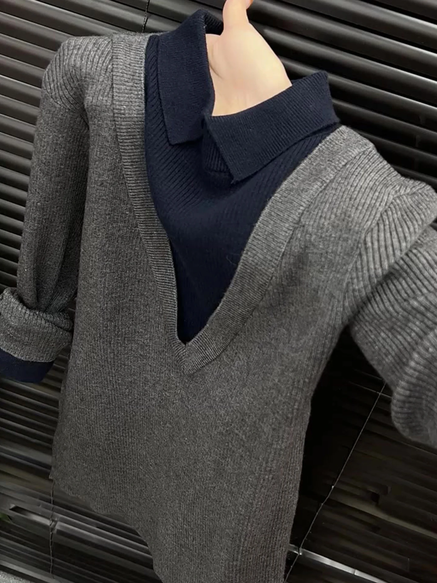 Winter Design Soft Comfortable Women's Long Sve Knitted Sweater Color Blo Fake Two-Piece Top Korean Sle Straight Cut
Winter Design Soft Comfortable Women's Long Sve Knitted Sweater Color Blo Fake Two-Piece Top Korean Sle Straight Cut