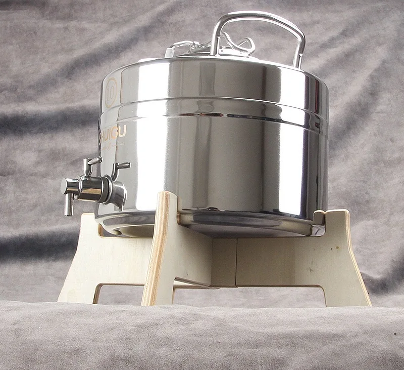 304 Stainless Steel Outdoor Camping Storage Tank Water With Faucet Milk Juice Beverage Wine & Beer Bucket
304 Stainless Steel Outdoor Camping Storage Tank Water With Faucet Milk Juice Beverage Wine & Beer Bucket