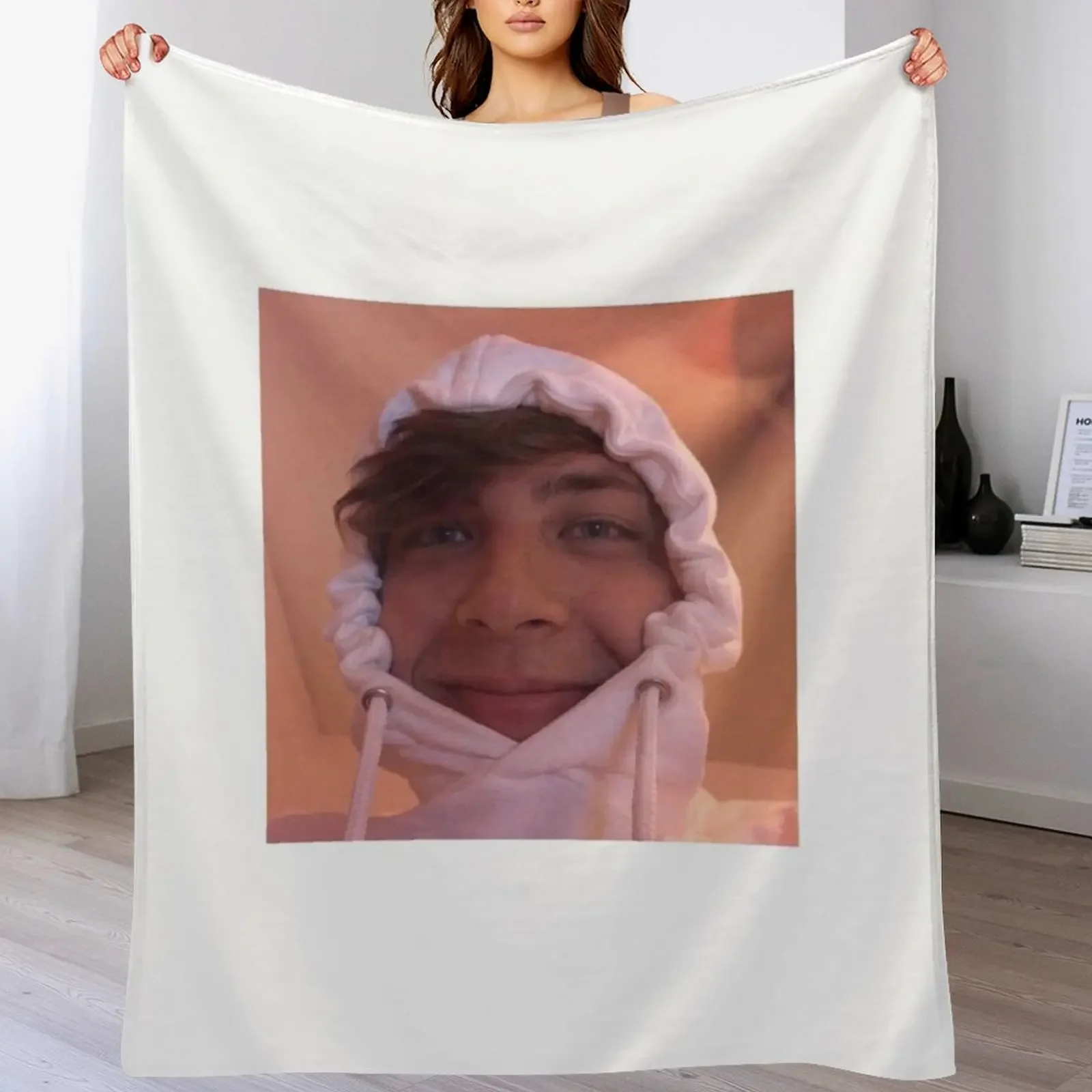 New Cody Fern Throw Blanket Soft Plush Blanket as Housewarming Gift
New Cody Fern Throw Blanket Soft Plush Blanket as Housewarming Gift
