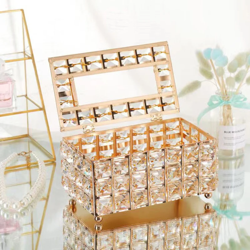 Nordic high-end crystal tissue box creative light luxury dining table, living room, home desktop, paper drawer, bedroom storage
Nordic high-end crystal tissue box creative light luxury dining table, living room, home desktop, paper drawer, bedroom storage