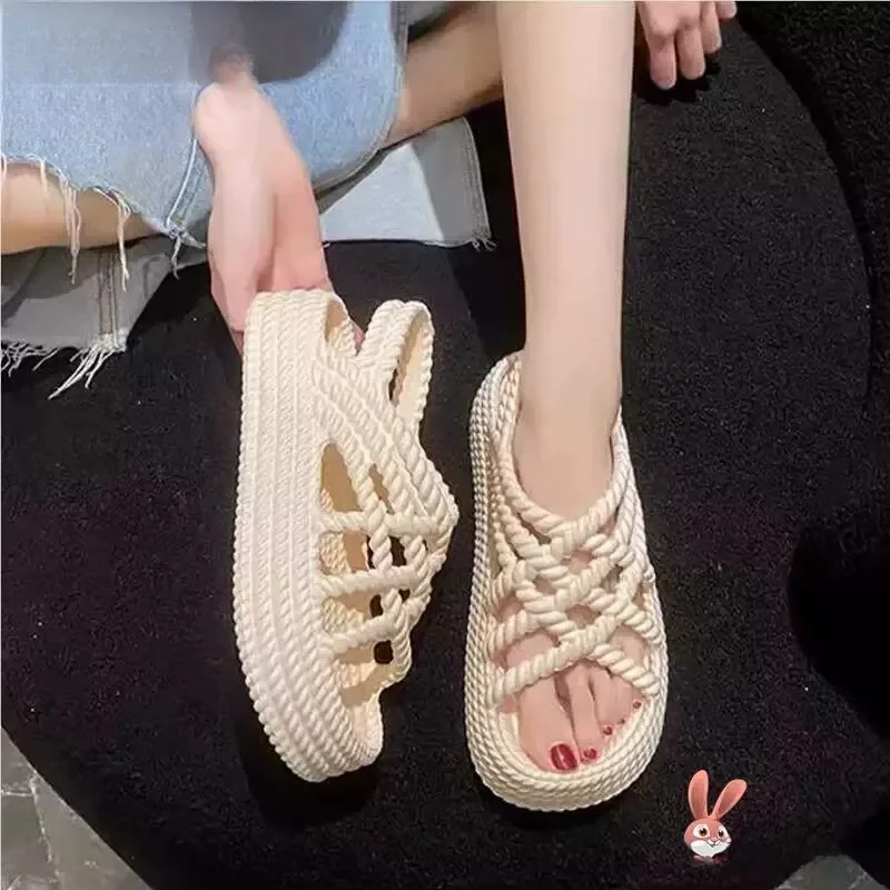 Women's Flat Bottom Sandals Summer Anti-Slip Thick Heel Soft Sole Fashionable Fairy Trendy Versatile Platform Slippers
Women's Flat Bottom Sandals Summer Anti-Slip Thick Heel Soft Sole Fashionable Fairy Trendy Versatile Platform Slippers