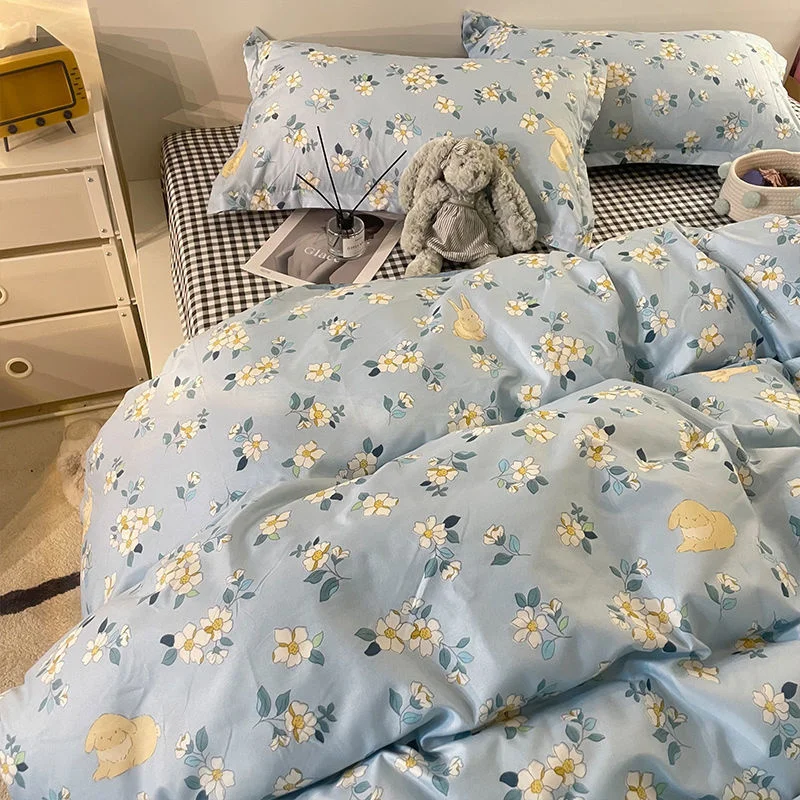 Ins Small Flower Blue Bedding Set Grid Duvet Cover Soft Queen Full Twin Size Cartoon Flat Bed Sheet Bed Linen Pillowcase Kawaii
Ins Small Flower Blue Bedding Set Grid Duvet Cover Soft Queen Full Twin Size Cartoon Flat Bed Sheet Bed Linen Pillowcase Kawaii