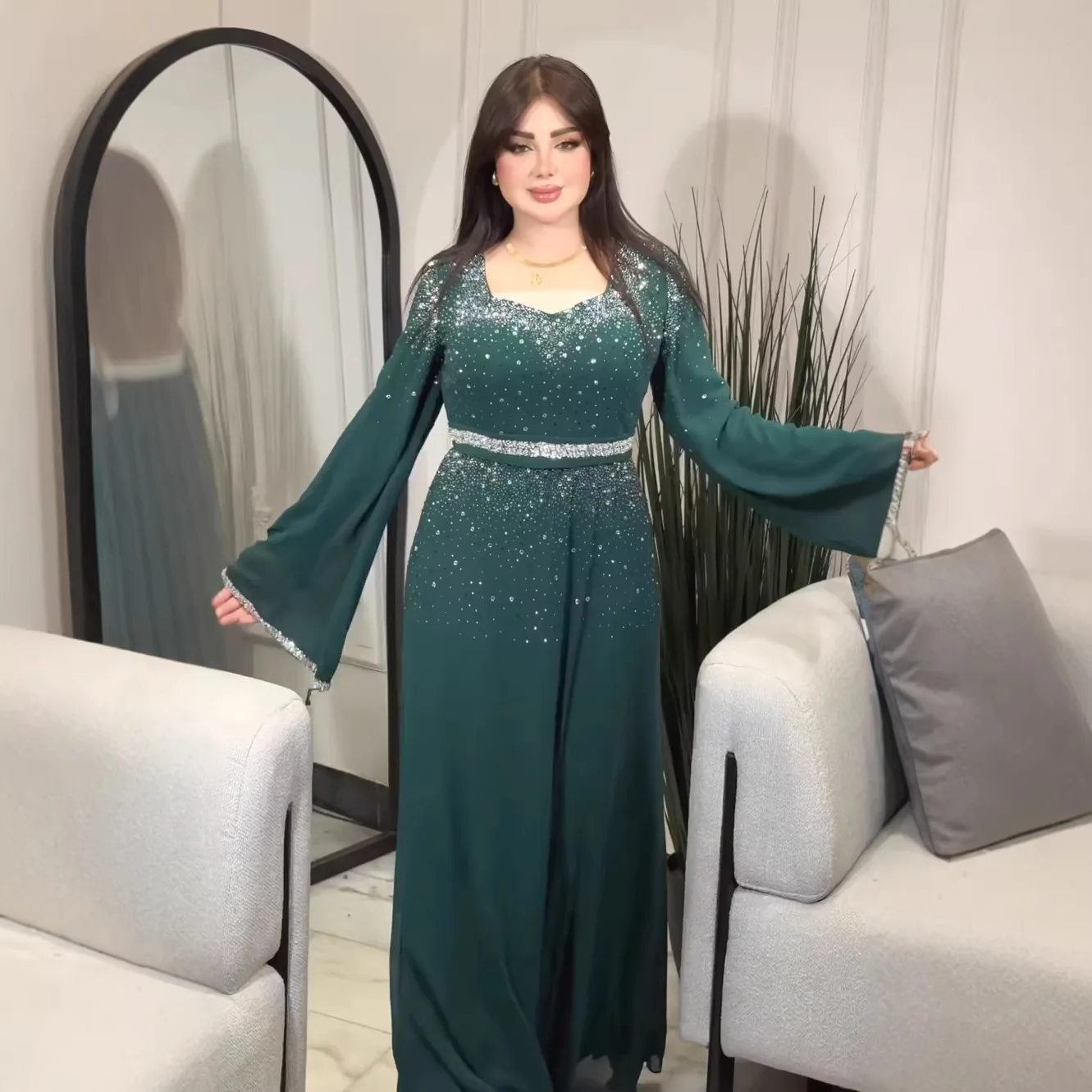 Dubai Abaya Diamonds Muslim Long Sleeve Maxi Dress for Women Jalabiya Turkey Kaftan Islam Clothing Arabic Marocain Femme Party
Dubai Abaya Diamonds Muslim Long Sleeve Maxi Dress for Women Jalabiya Turkey Kaftan Islam Clothing Arabic Marocain Femme Party