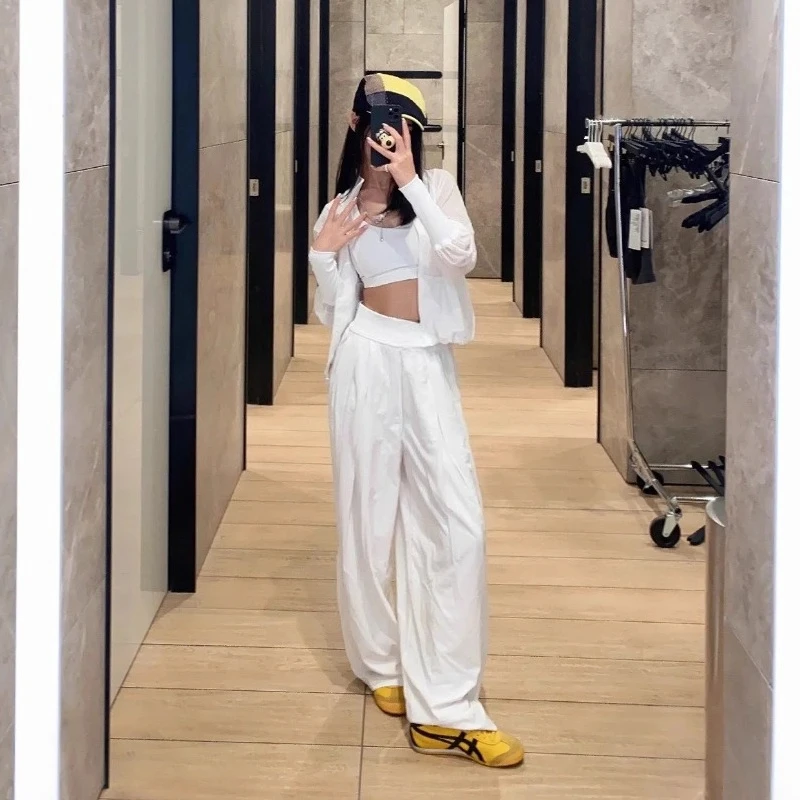 Fitness Casual Yoga Pants High Waist Sports Pants Loose Straight Yoga Wide Leg Pants
Fitness Casual Yoga Pants High Waist Sports Pants Loose Straight Yoga Wide Leg Pants