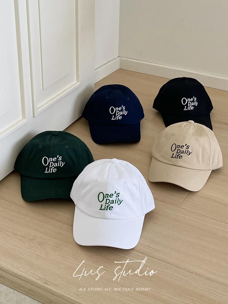 Versatile soft top baseball cap women's spring new sunscreen embroidery letters show face small cap men
Versatile soft top baseball cap women's spring new sunscreen embroidery letters show face small cap men