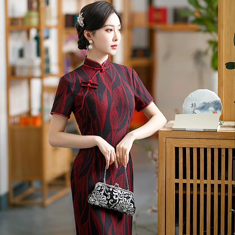 Spring Elegant Retro Qipao Women Chinese Traditional Dress Printed Cheongsam Long Formal Party Dresses Plus Size 5XL Vestidos
Spring Elegant Retro Qipao Women Chinese Traditional Dress Printed Cheongsam Long Formal Party Dresses Plus Size 5XL Vestidos