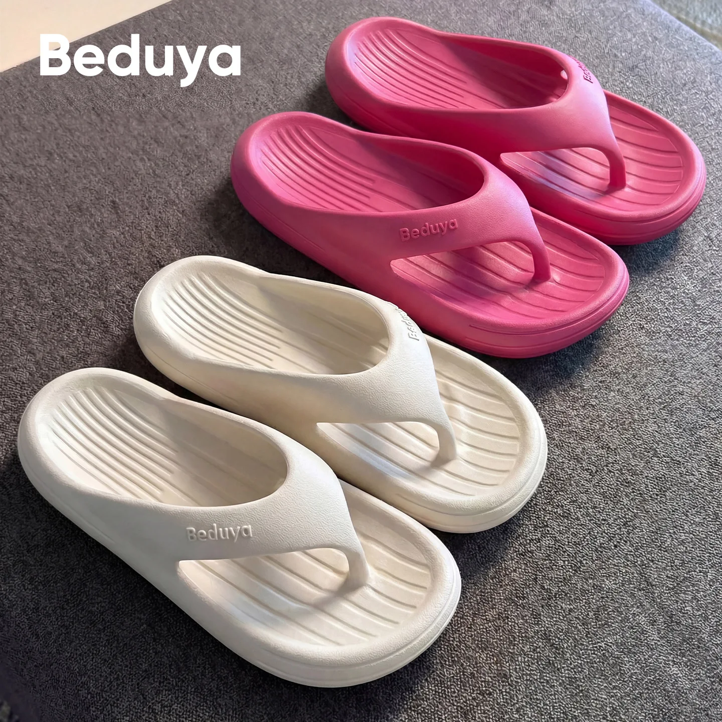2026 New Summer Couple Flip Flops Thick Sole Clip Toe Slides Breathable Odor Resistant Beach Casual Sandals for Men and Women
2026 New Summer Couple Flip Flops Thick Sole Clip Toe Slides Breathable Odor Resistant Beach Casual Sandals for Men and Women