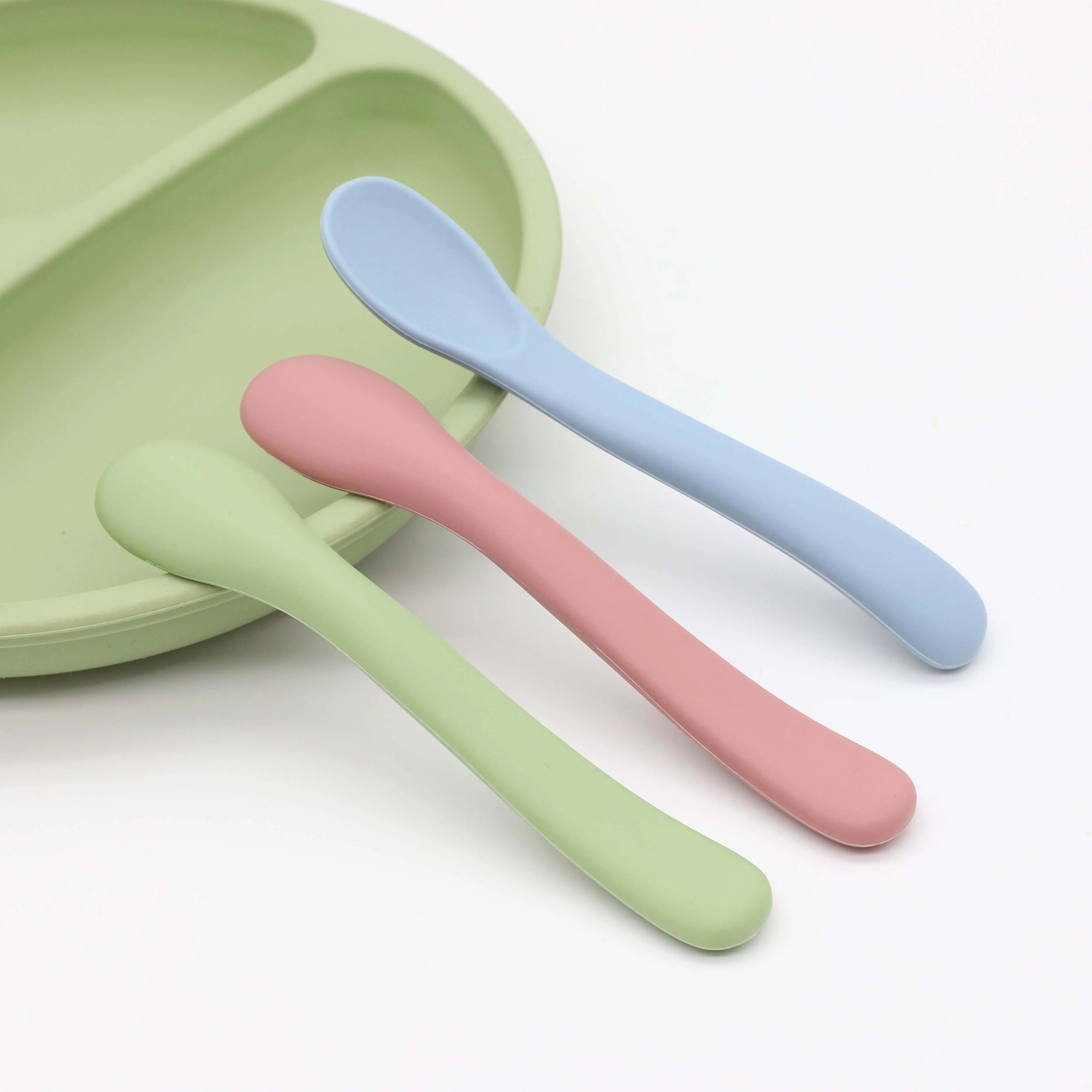 Soft Tip Silicone Baby Feeding Spoons, flexible bite-resistant self-feeding training tool, BPA-free safe material for infants daily feeding
Soft Tip Silicone Baby Feeding Spoons, flexible bite-resistant self-feeding training tool, BPA-free safe material for infants daily feeding