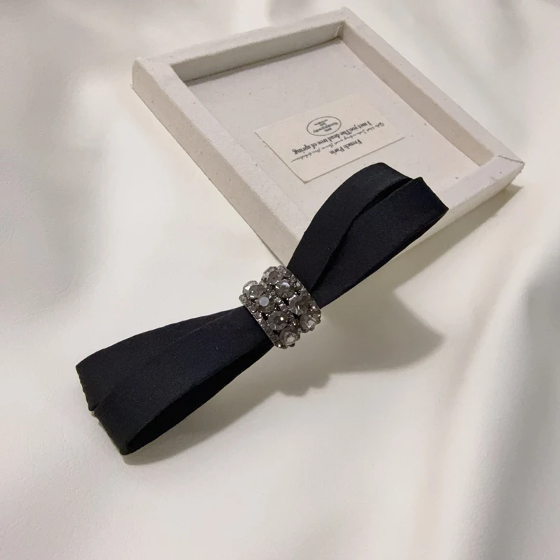 Заколки для волос Bla со стразами, заколки для челки, заколки для челки, корейские универсальные боковые зажимы, модные аксессуары для волос
Заколки для волос Bla со стразами, заколки для челки, заколки для челки, корейские универсальные боковые зажимы, модные аксессуары для волос