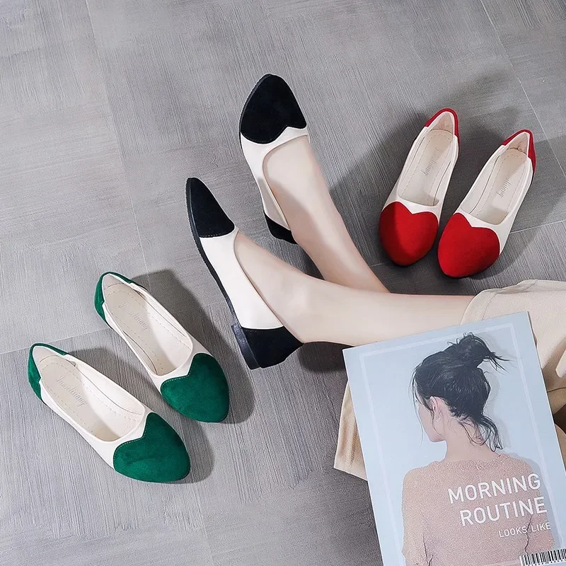2024 New Large Size Flat Sole Women Shoes Round Head Heart-shaped Fashion Comfort Soft Sole Casual Shoes for Women
2024 New Large Size Flat Sole Women Shoes Round Head Heart-shaped Fashion Comfort Soft Sole Casual Shoes for Women