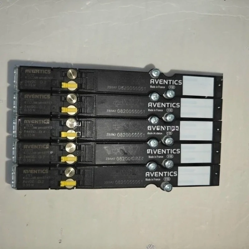 100% brand new original 0820055501 | 0820055051 Pneumatic Valve AVEENTICS-REXROTH
100% brand new original 0820055501 | 0820055051 Pneumatic Valve AVEENTICS-REXROTH