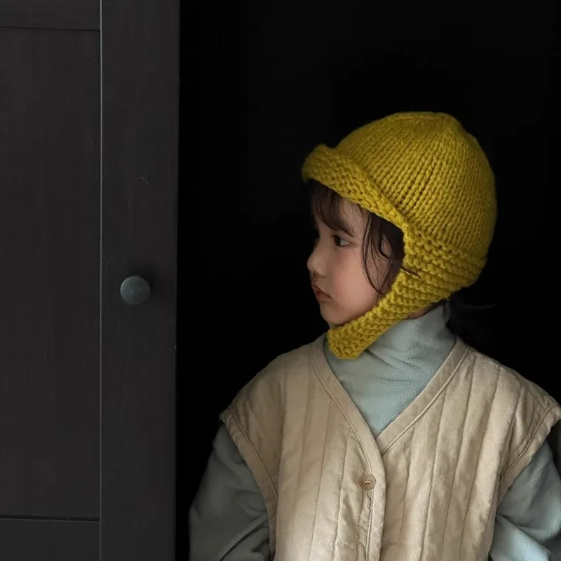 Autumn and Winter Korean-style Children's Knitted Hat with Earflaps, Stylish and Versatile, Keeps Babies Warm, Soft and Cozy
Autumn and Winter Korean-style Children's Knitted Hat with Earflaps, Stylish and Versatile, Keeps Babies Warm, Soft and Cozy