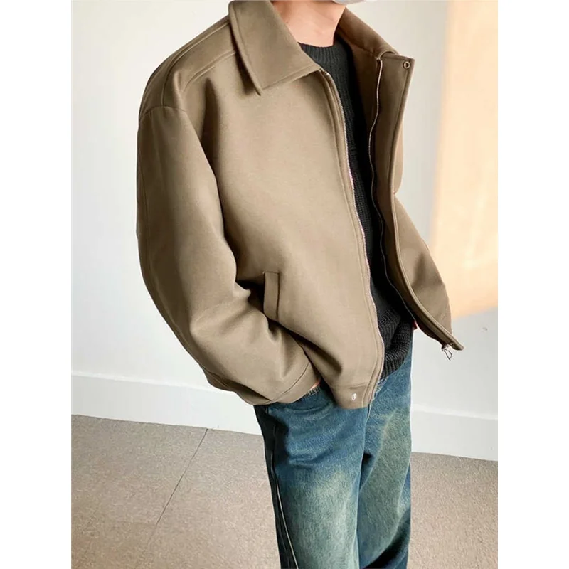 Мужское шерстяное пальто в японском ретро-стиле, повседневное, с отложным воротником, теплое, модное, рабочая одежда, удлиненное, приталенное
Мужское шерстяное пальто в японском ретро-стиле, повседневное, с отложным воротником, теплое, модное, рабочая одежда, удлиненное, приталенное