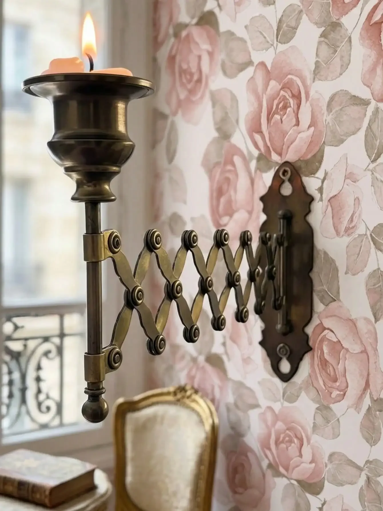 Adjustable Wall Mount Candle Holder, Extendable Metal Sconce For Bedroom, Living Room, Study, Dining Room, Space Saving Folding Candle Wall Rack, Rustic Iron Home Decor
Adjustable Wall Mount Candle Holder, Extendable Metal Sconce For Bedroom, Living Room, Study, Dining Room, Space Saving Folding Candle Wall Rack, Rustic Iron Home Decor