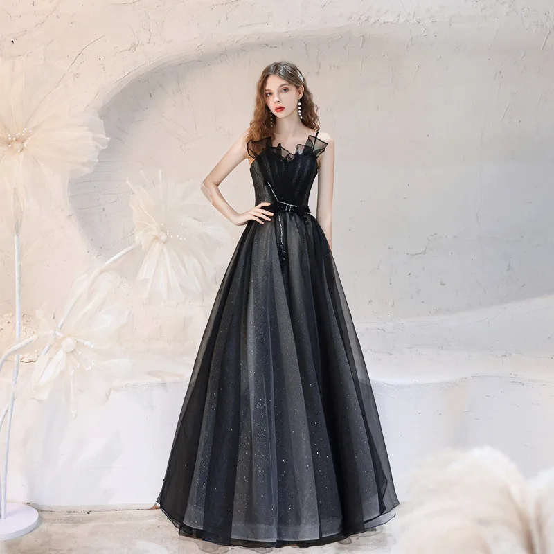 Black Annual Party Evening Dress for Women 2024 New Simple, Elegant, Fashionable Hanging Straps, Backless and Slim Student Dress
Black Annual Party Evening Dress for Women 2024 New Simple, Elegant, Fashionable Hanging Straps, Backless and Slim Student Dress