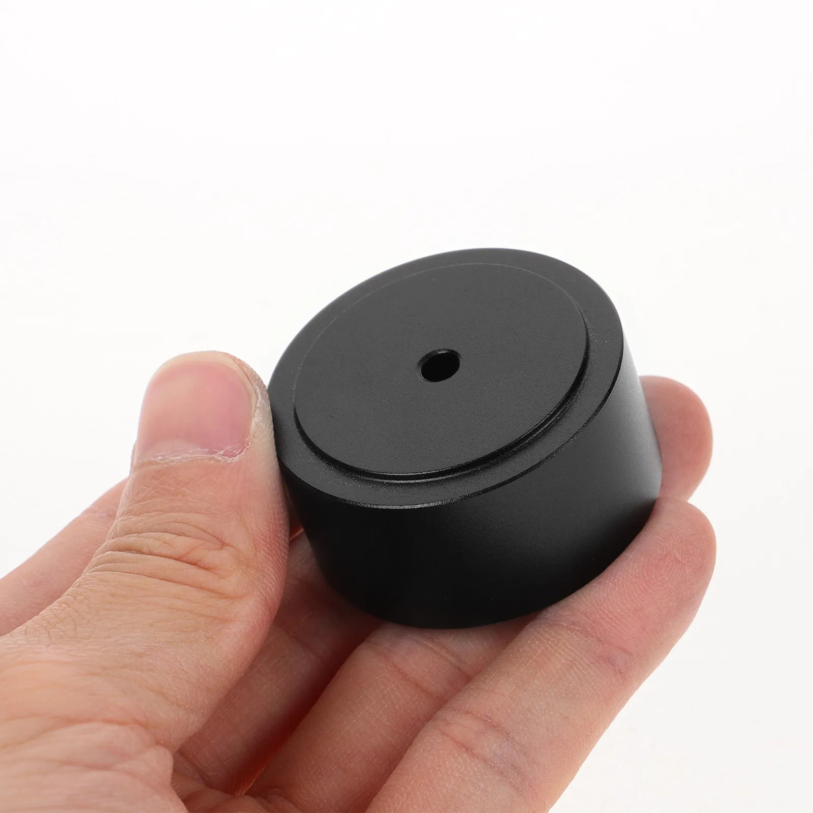 4Pcs Aluminum Alloy Speaker Cabinet Feet Pads High Durability Shockproof Amplifier Base Stand Speaker Floor Bumper Cushion
4Pcs Aluminum Alloy Speaker Cabinet Feet Pads High Durability Shockproof Amplifier Base Stand Speaker Floor Bumper Cushion