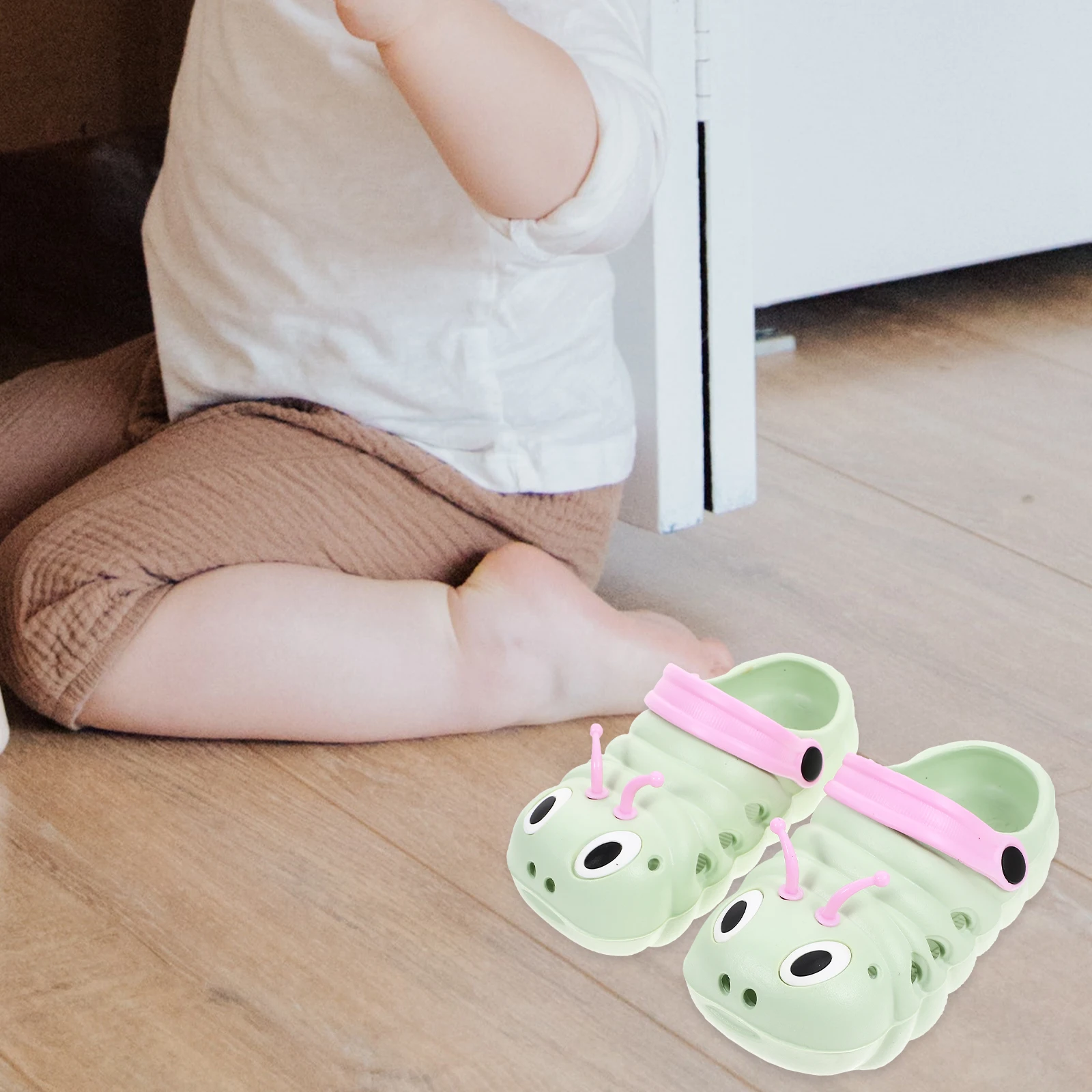 1 Pair Beach Non-Slip Sandals Summer Slipper For Children Beach Sandal Lightweight Comfortable Shoe Green Size 26
1 Pair Beach Non-Slip Sandals Summer Slipper For Children Beach Sandal Lightweight Comfortable Shoe Green Size 26