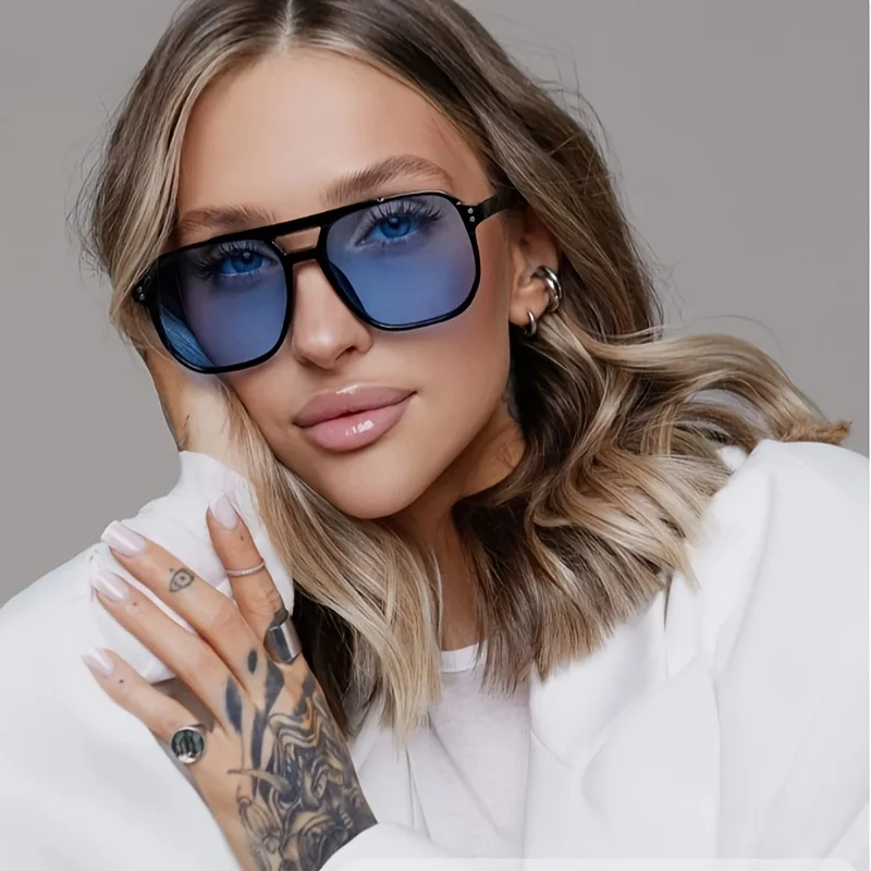 Motorcycle 4pcs Square UV Resistant Sunglasses Women Oversize Framed Blue Fashion Glasses Men Retro Brand Durable Driving Goggle
Motorcycle 4pcs Square UV Resistant Sunglasses Women Oversize Framed Blue Fashion Glasses Men Retro Brand Durable Driving Goggle