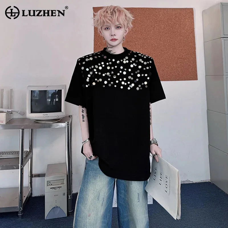 LUZHEN 20025 Summer Fashion Sequin Patchwork Design Shoulder Pad T-shirts Men's Stylish Handsome Street Short Sleeve Tops JY1374
LUZHEN 20025 Summer Fashion Sequin Patchwork Design Shoulder Pad T-shirts Men's Stylish Handsome Street Short Sleeve Tops JY1374