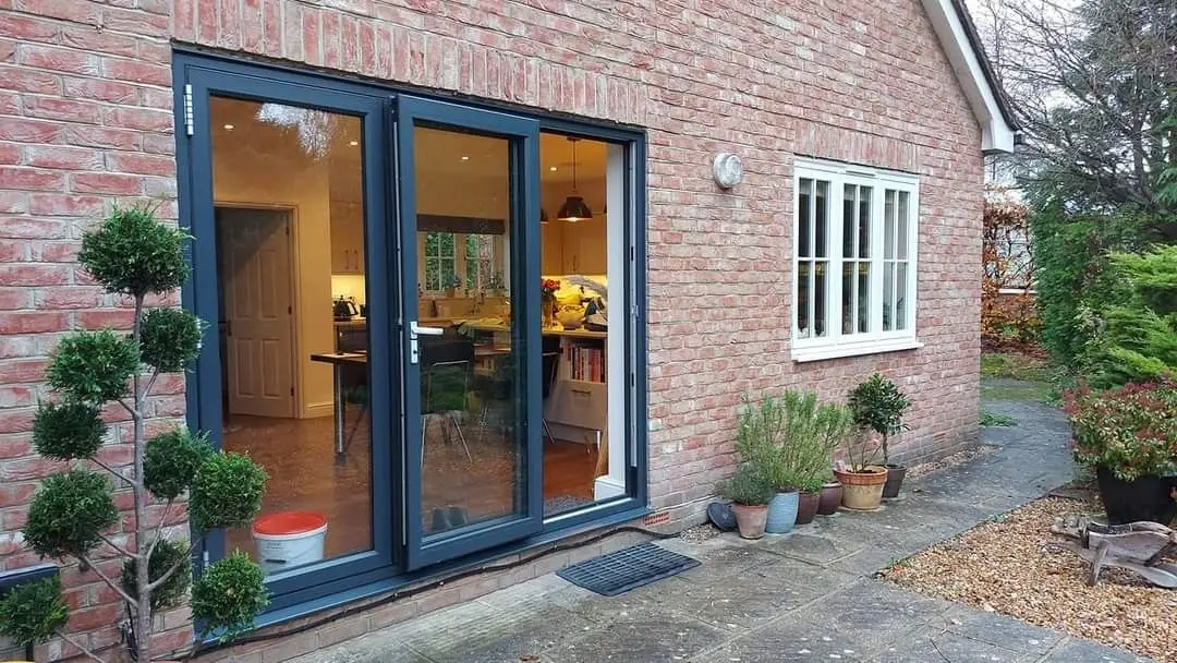 Balcony Folding Door for Rooms Double Glazing Modern Aluminium Doors for House Energy Efficiency Home Decoration Bifold Door 
Balcony Folding Door for Rooms Double Glazing Modern Aluminium Doors for House Energy Efficiency Home Decoration Bifold Door