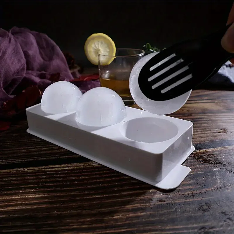 1PCS Japan Ice Cube Mold Whiskey Ice Ball Maker New Safety Plastic 6cm Ice Ball DIY Home Bar Party Cocktail Use Recommend
1PCS Japan Ice Cube Mold Whiskey Ice Ball Maker New Safety Plastic 6cm Ice Ball DIY Home Bar Party Cocktail Use Recommend