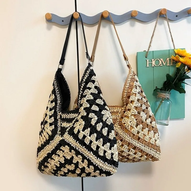 Trendy Designer Paris Fashion Bag With Elegant Leather And Solid Color For Women In Leisure
Trendy Designer Paris Fashion Bag With Elegant Leather And Solid Color For Women In Leisure