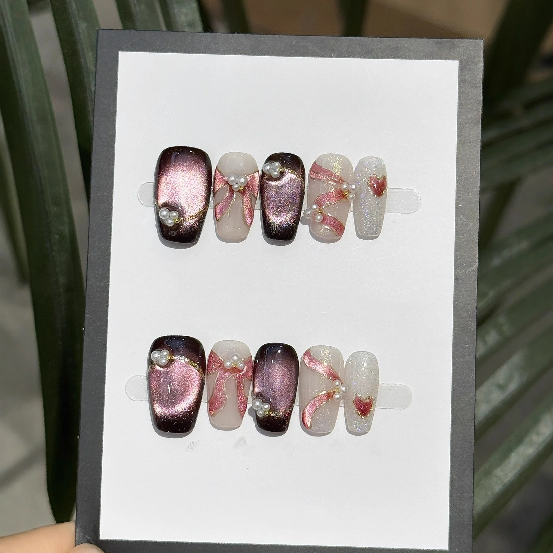 10Pcs Ribbon Bow Purple Cat's Eye False Nails Art Wearable Handmade Full Cover Nails Tips Short Ballet Press on Fake Nails Tips
10Pcs Ribbon Bow Purple Cat's Eye False Nails Art Wearable Handmade Full Cover Nails Tips Short Ballet Press on Fake Nails Tips