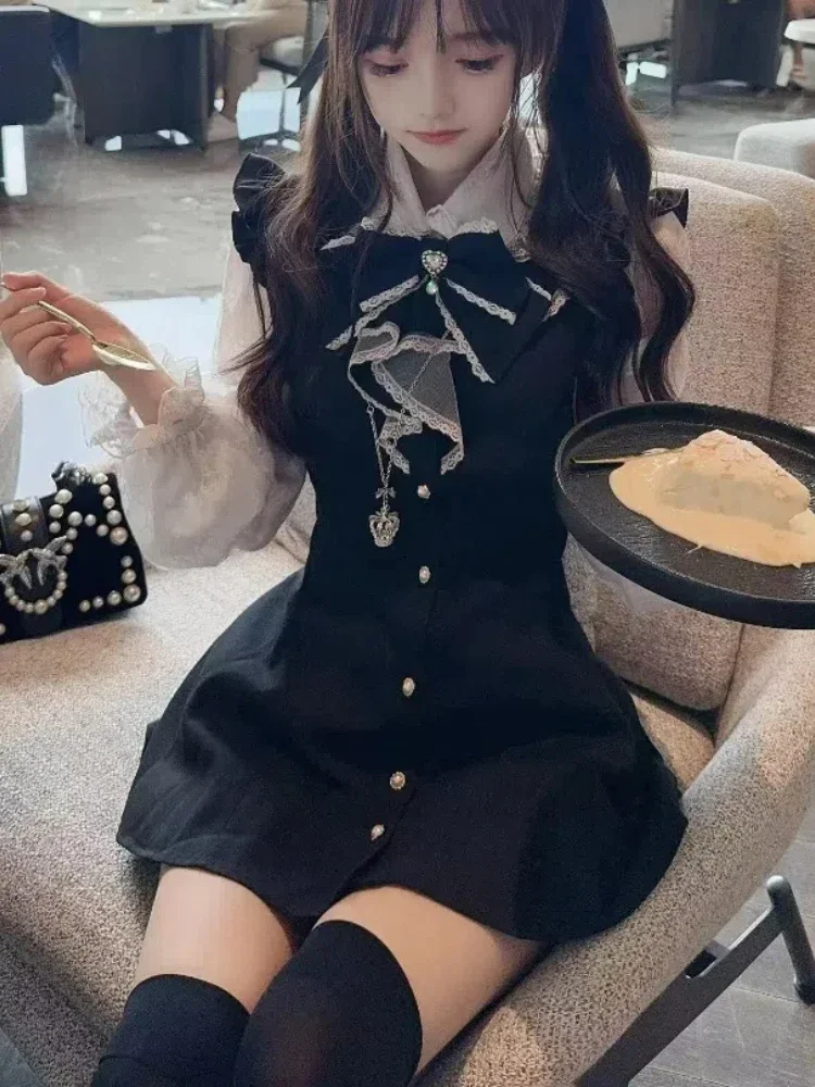 Japanese Sweet College Style JK Dress Women Bow Patchwork Kawaii Lace Fake Two-piece Dresses New Fashion Harajuku Slim Clothing
Japanese Sweet College Style JK Dress Women Bow Patchwork Kawaii Lace Fake Two-piece Dresses New Fashion Harajuku Slim Clothing