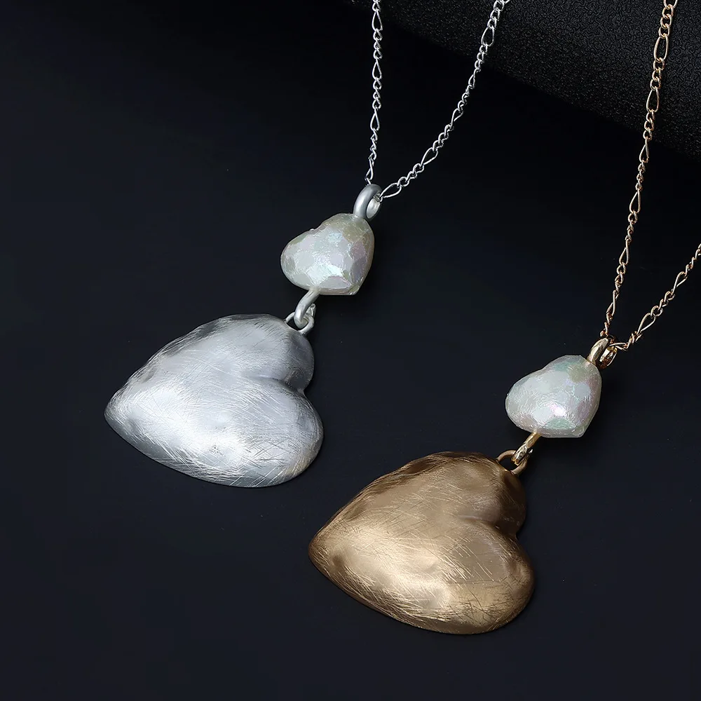 DIY accessories jewelry popular brushed metal love pearl retro simple women's necklace long chain sweater chain
DIY accessories jewelry popular brushed metal love pearl retro simple women's necklace long chain sweater chain